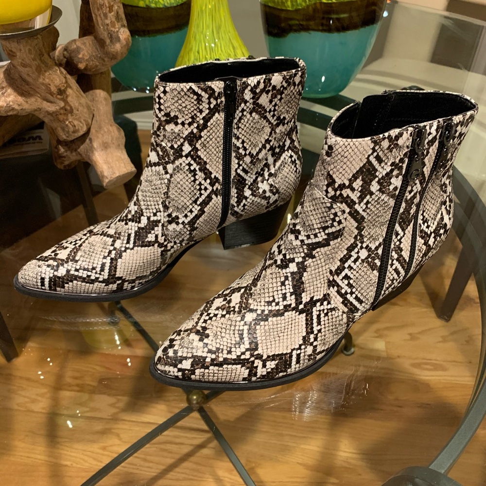 Double Zipper Booties